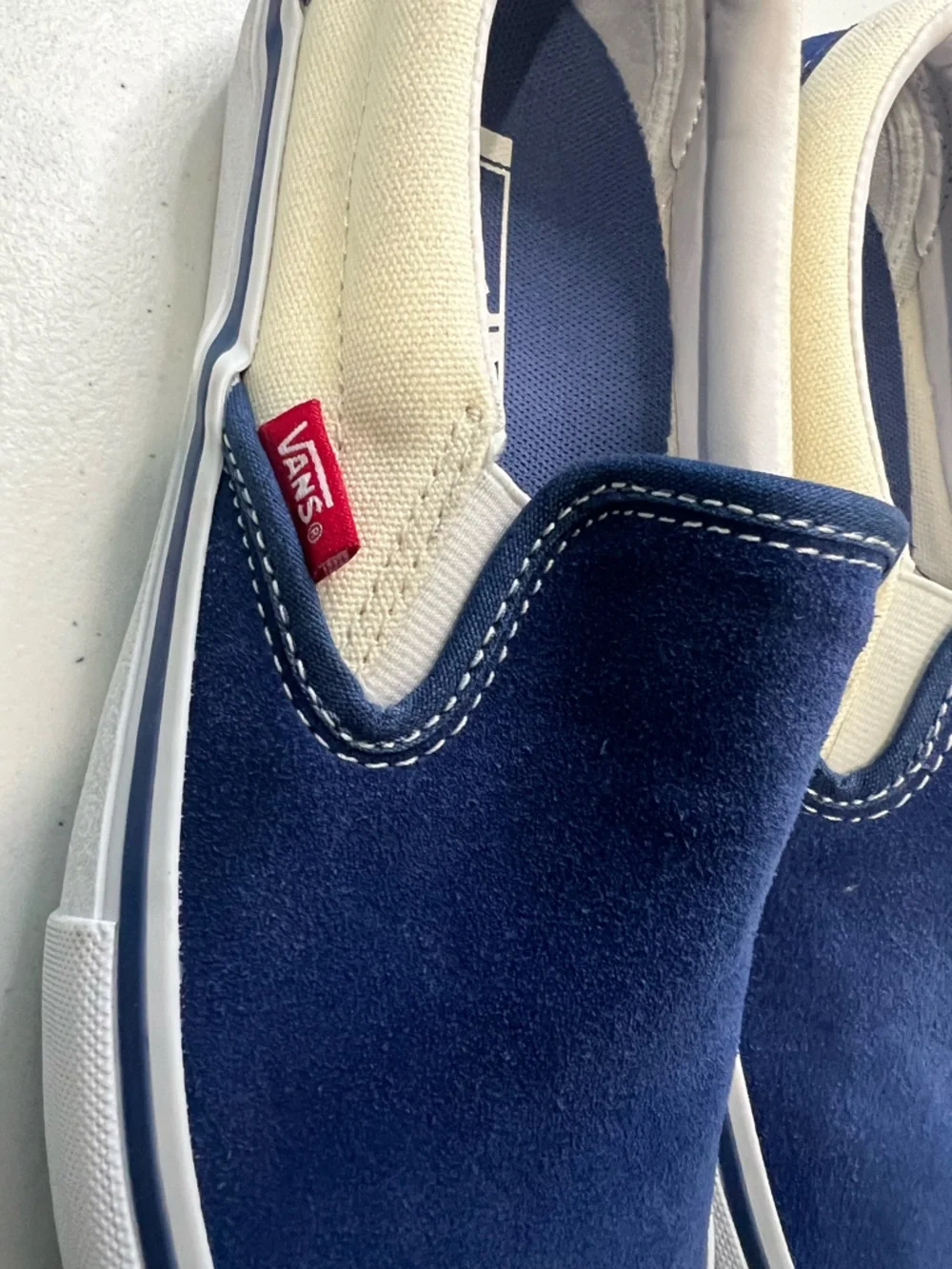 Vans PRO Men’s Slip-On Suede Loafers in Navy Size 8
